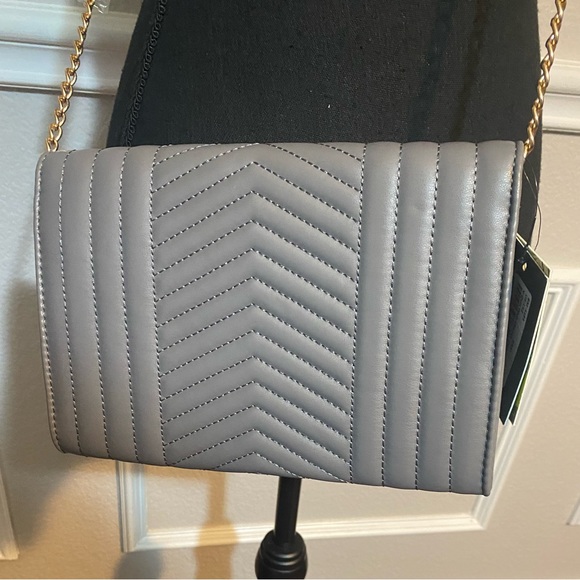 Badgley Mischka Gray and Gold Crossbody Bag || Gray - Picture 11 of 16